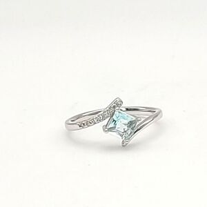 sterling silver,princess Cut synthetic aquamarine stone, size 8